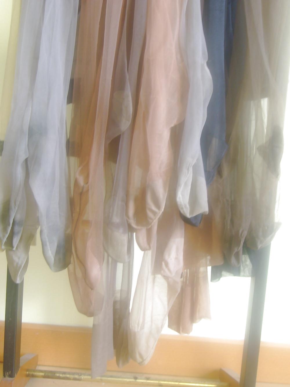 25P The Worn Stockings of Madam and me in SUSPENSION