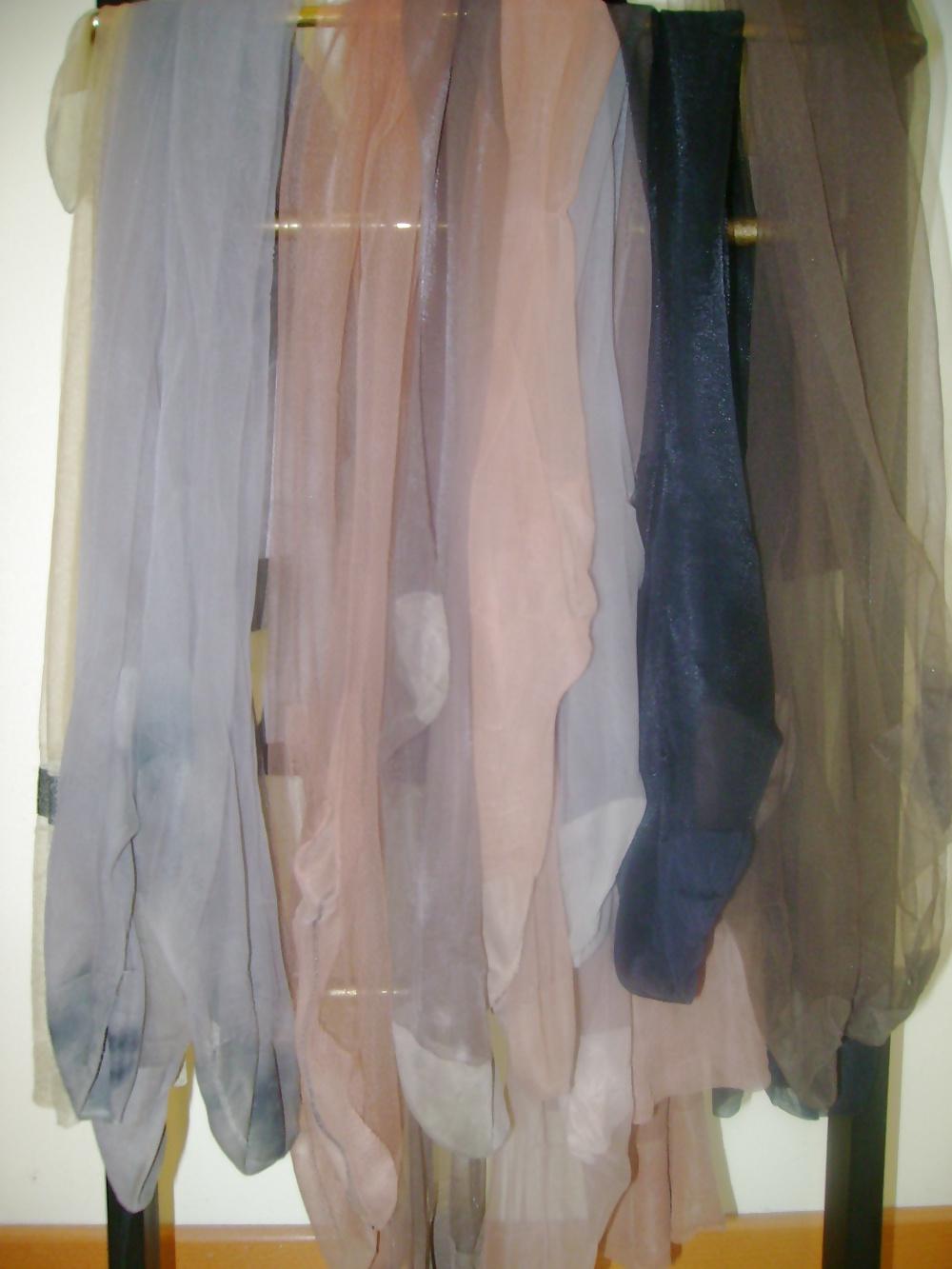 25P The Worn Stockings of Madam and me in SUSPENSION