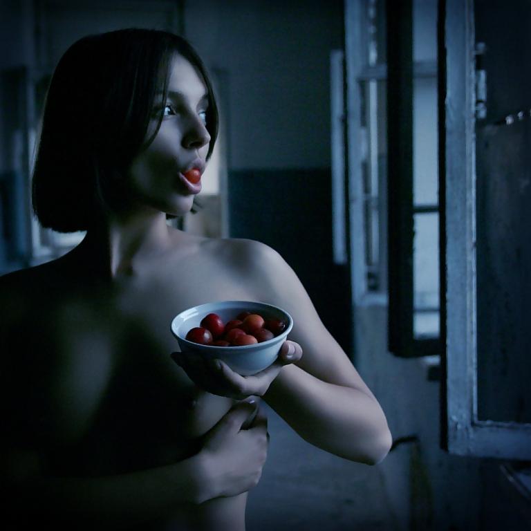25P Erotic Fruits - Session 1