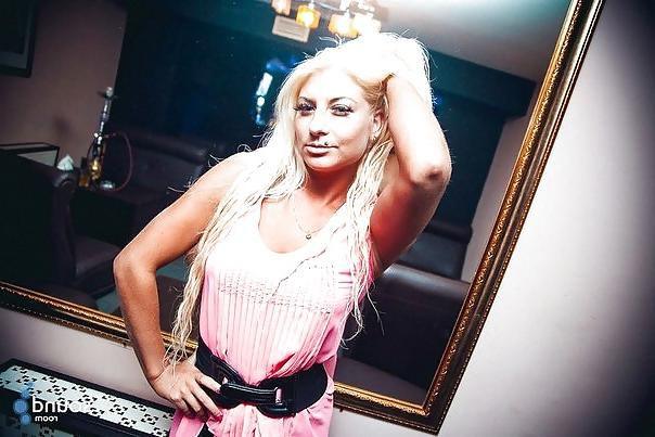 25P Britney stripper