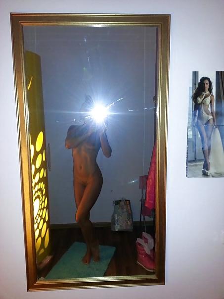 25P Britney stripper