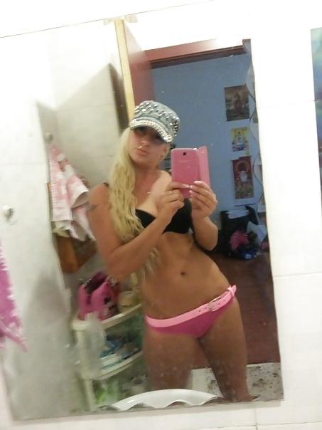 25P Britney stripper