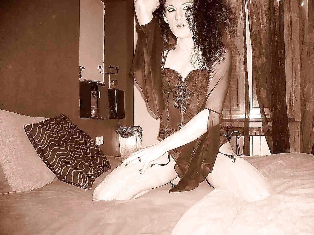 25P Shemales crossdressing transsexual 23
