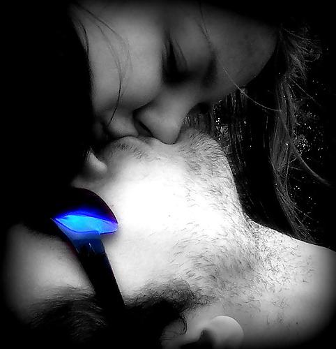 25P Erotic Sensual Kisses in Black&White - Session 1