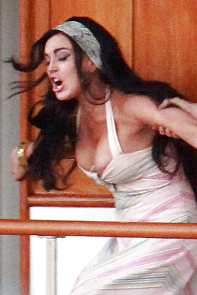 25P Celebs oops 40