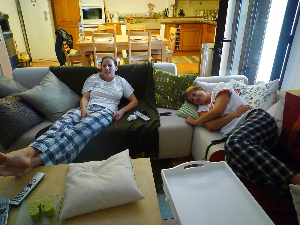 25P Friends on Vacation - Part 2