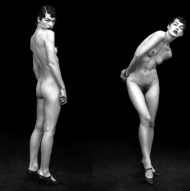 22P Milla jovovich - actress - resident evil -nude