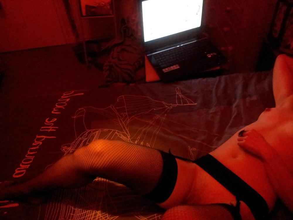 6P Watching stranger's wanking.Regardant un inconnu se branler.