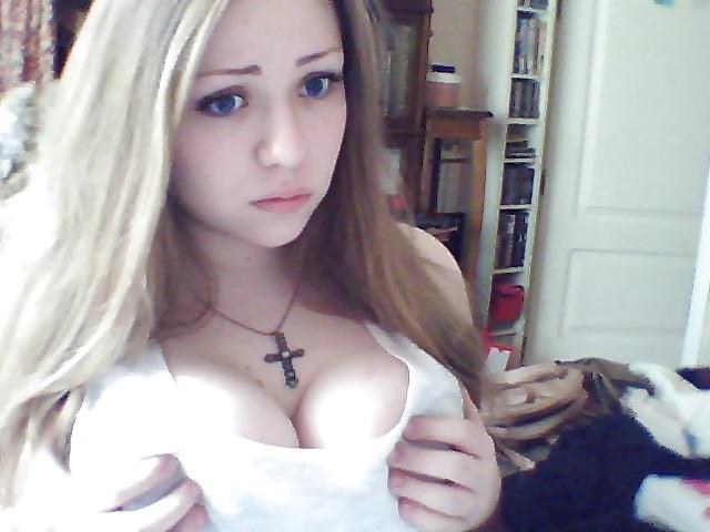 18P ATTENTION ! Big Boobs of Russian Girl !