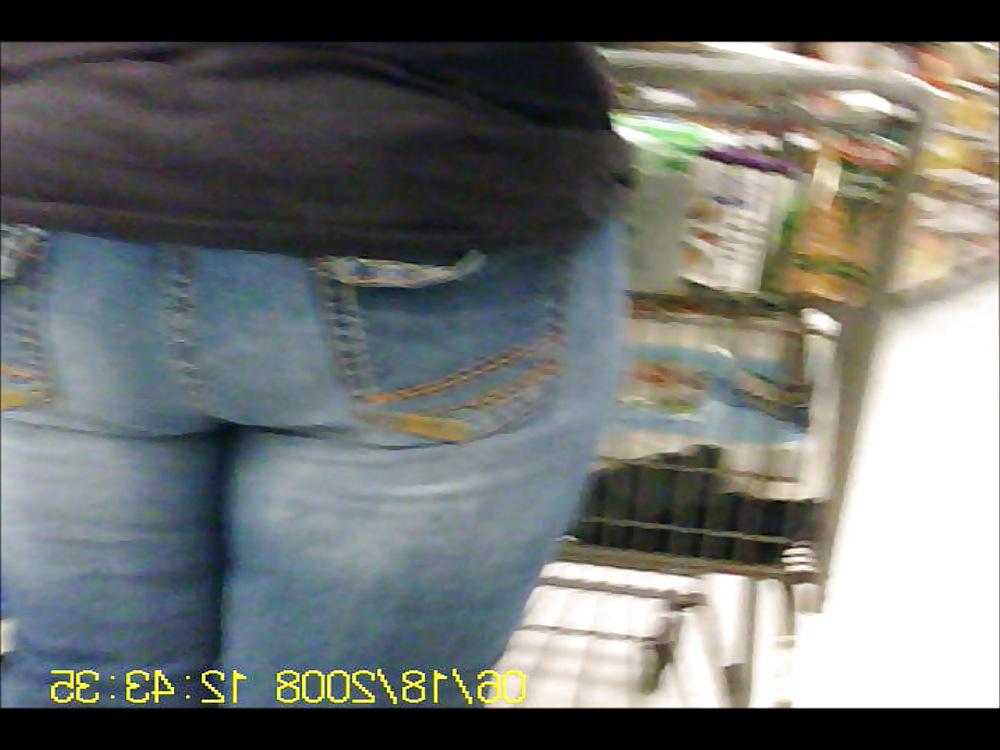 11P Big Fat Booty Tight Jeans