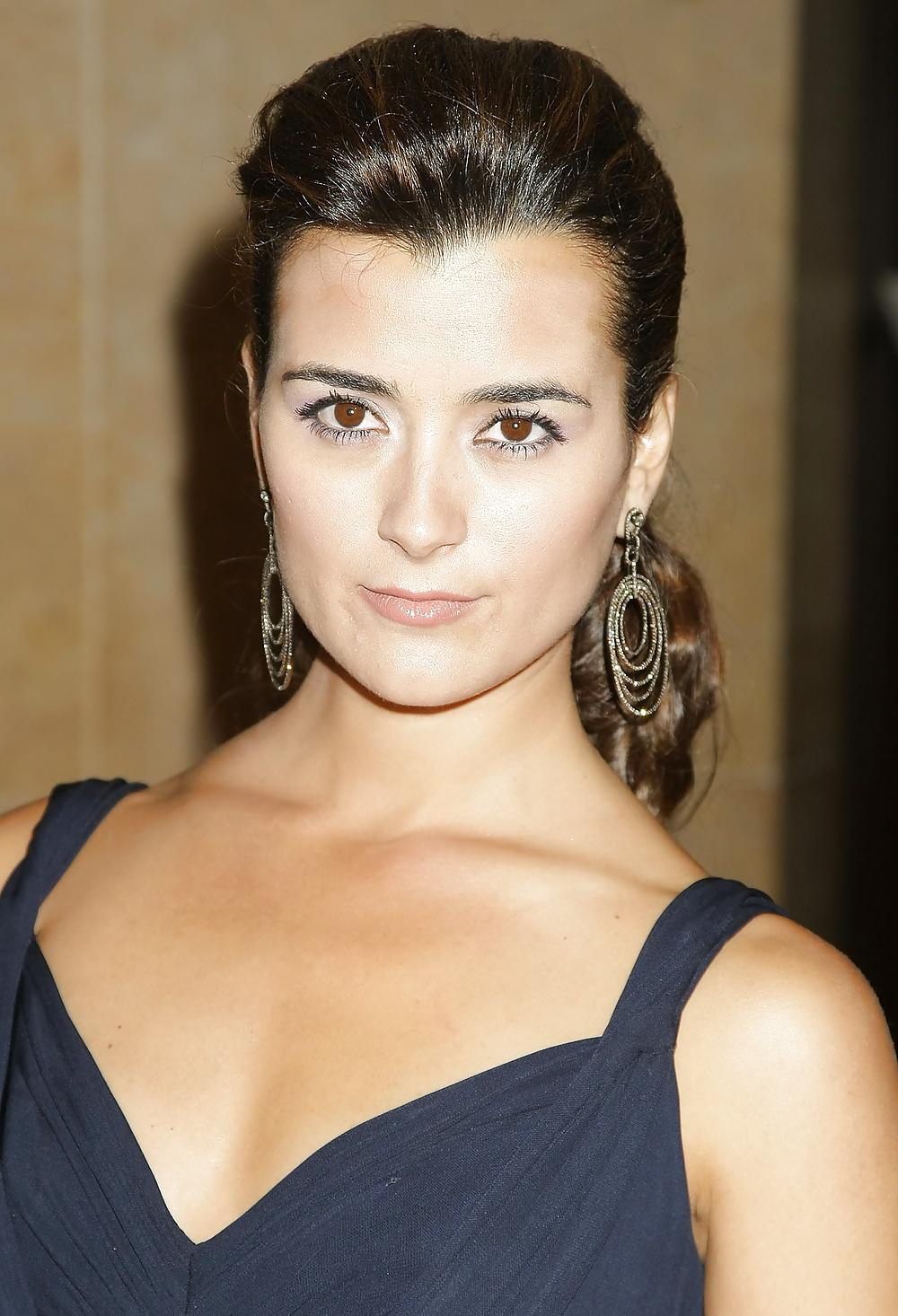 25P Cote de Pablo - sexy Latina babe!