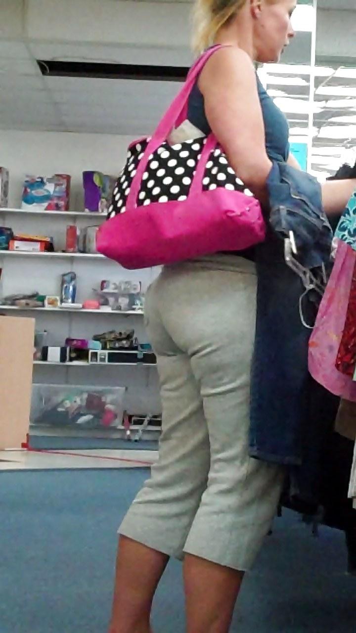 10P Heiße MILF-Hintern