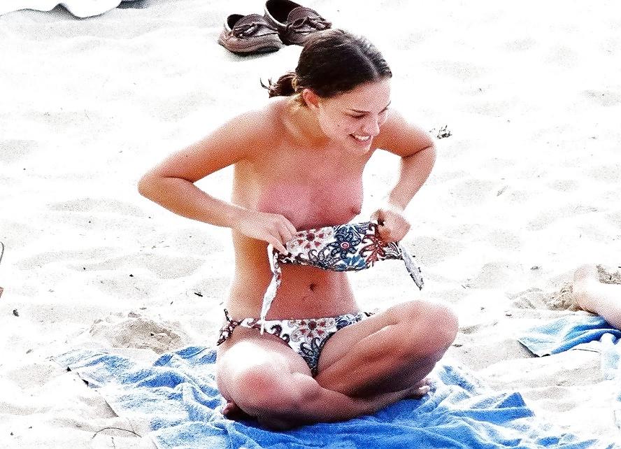25P Beautiful Celebs 5 by Voyeur TROC