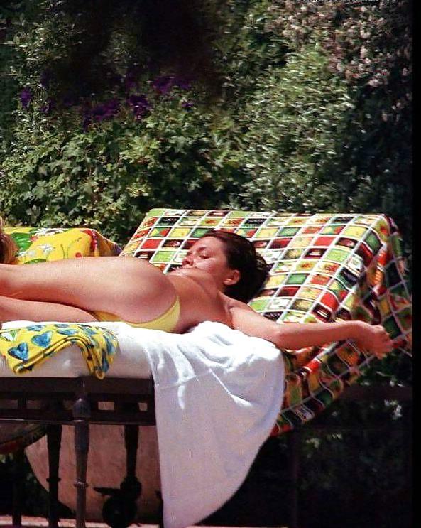 25P Beautiful Celebs 5 by Voyeur TROC