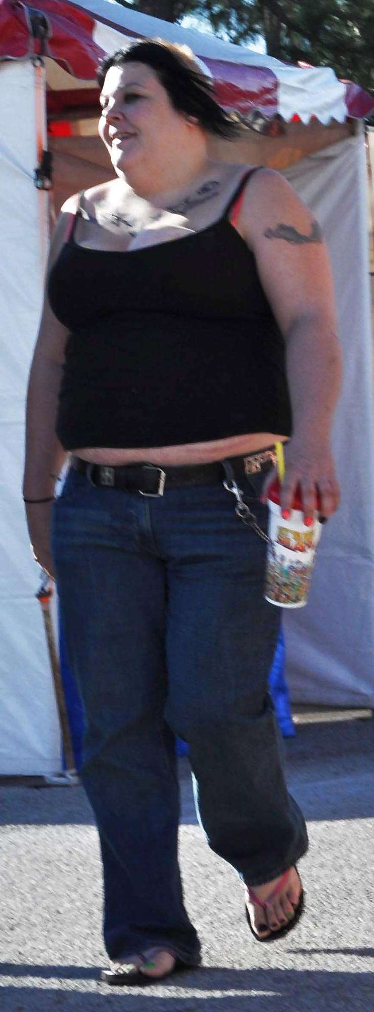 6P Fat Emo MILF at Fair