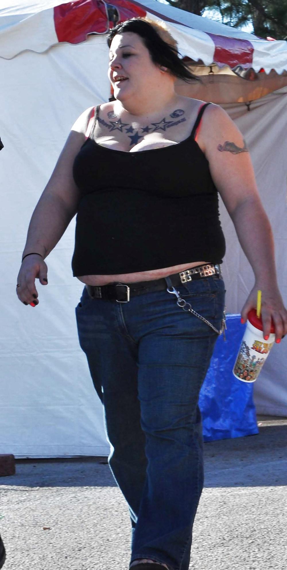 6P Fat Emo MILF at Fair