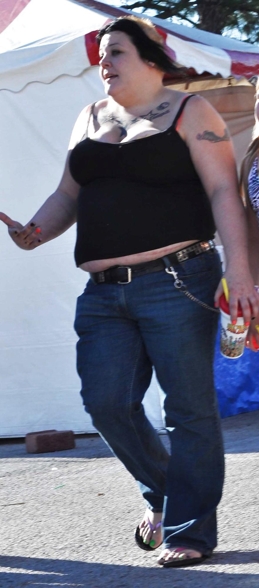 6P Fat Emo MILF at Fair