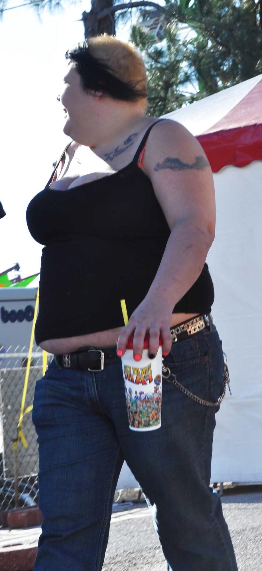 6P Fat Emo MILF at Fair