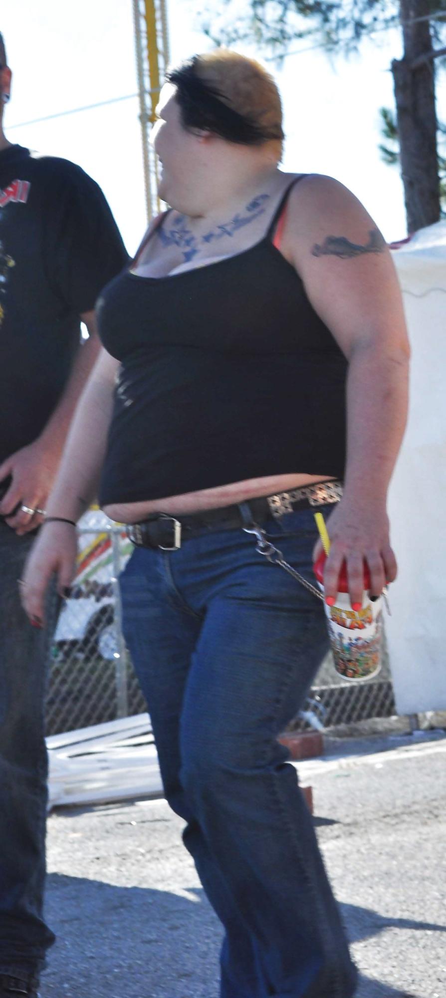 6P Fat Emo MILF at Fair