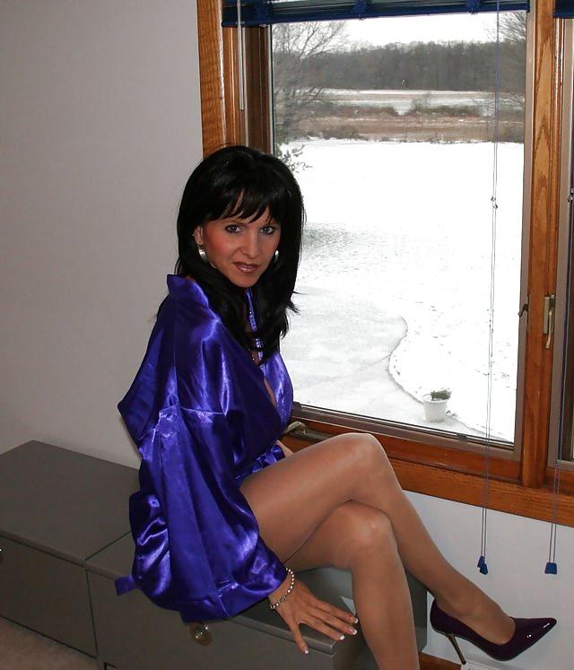 25P Sheri gorgeous swinger bi whore