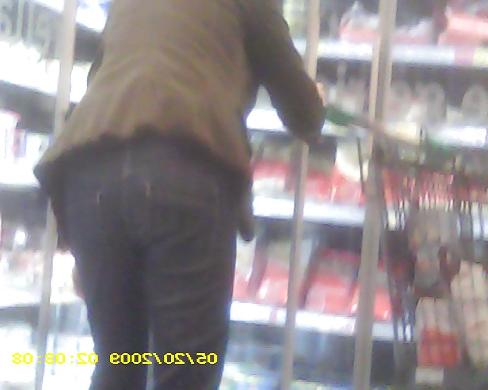 25P Spy at super market4