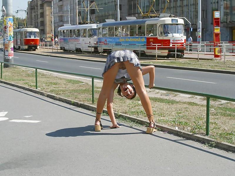 17P Nude In Street Vol 1.