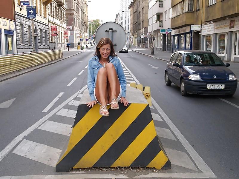 17P Nude In Street Vol 1.