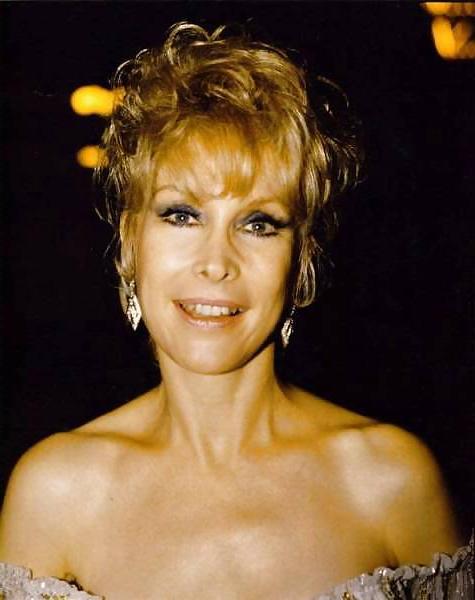 25P Barbara Eden