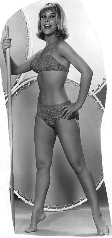 25P Barbara Eden