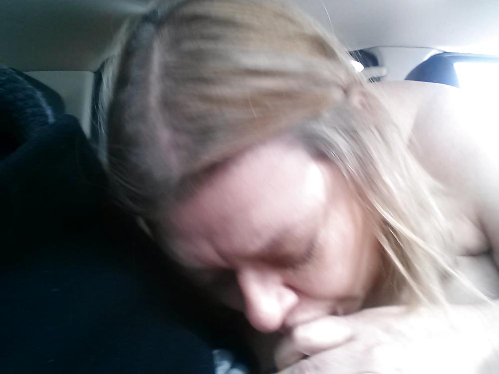 24P She Scheduled A Parking Lot BJ With A Stranger