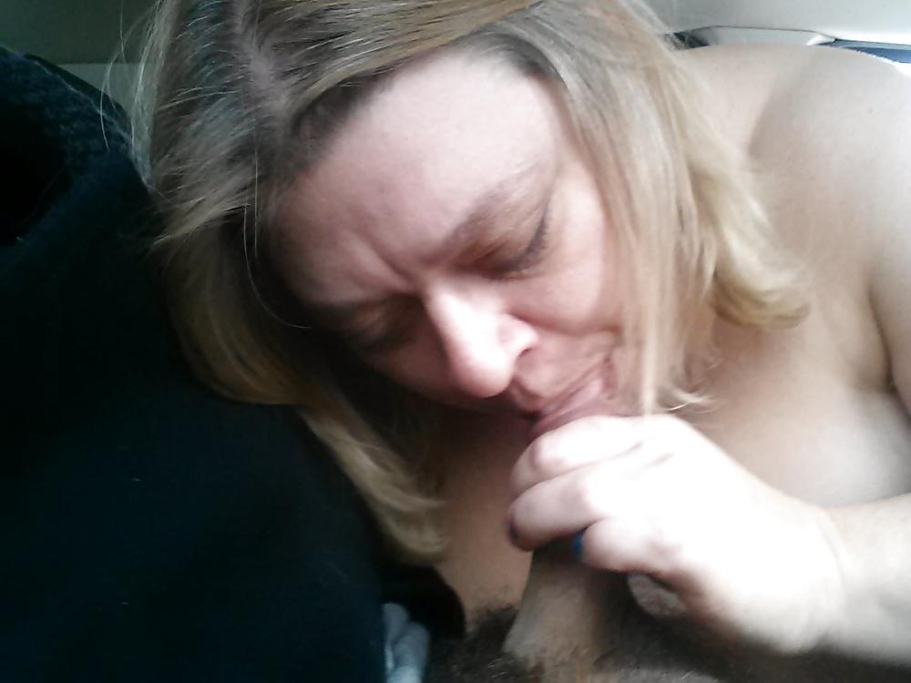 24P She Scheduled A Parking Lot BJ With A Stranger