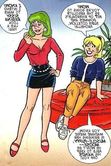 20P Crossdressing  Archie