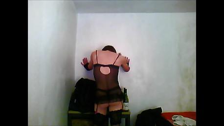 3P Eager to serve a Dom Daddy, Master or Mistress.