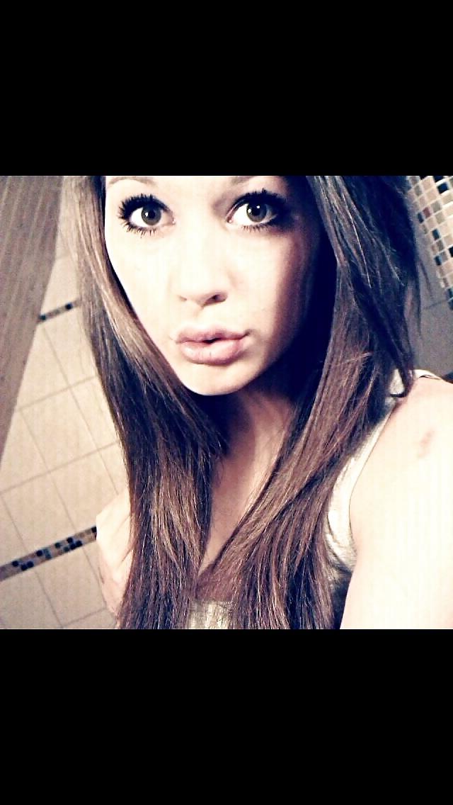7P Young German teen