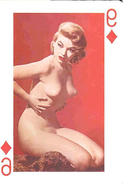 25P Vintage erotic playing cards (unfortunately incomplete)