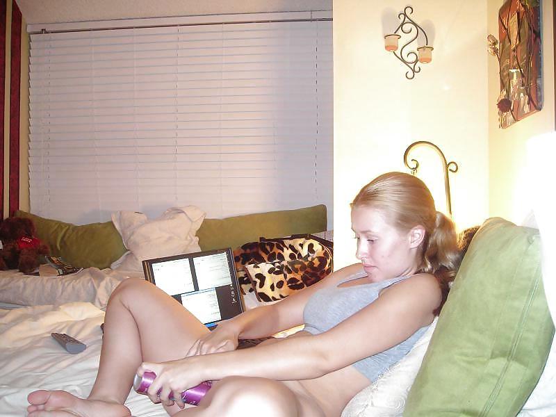 25P Amateur Masturbation vol 121