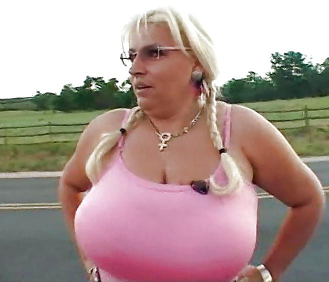 25P Big Boobs