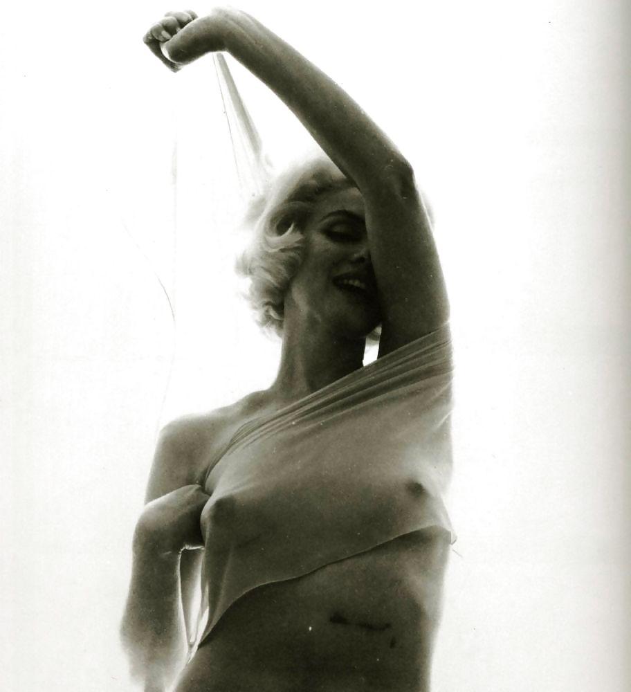 25P Marilyn Monroe Playboy Celebrations On 50th Anniversary 