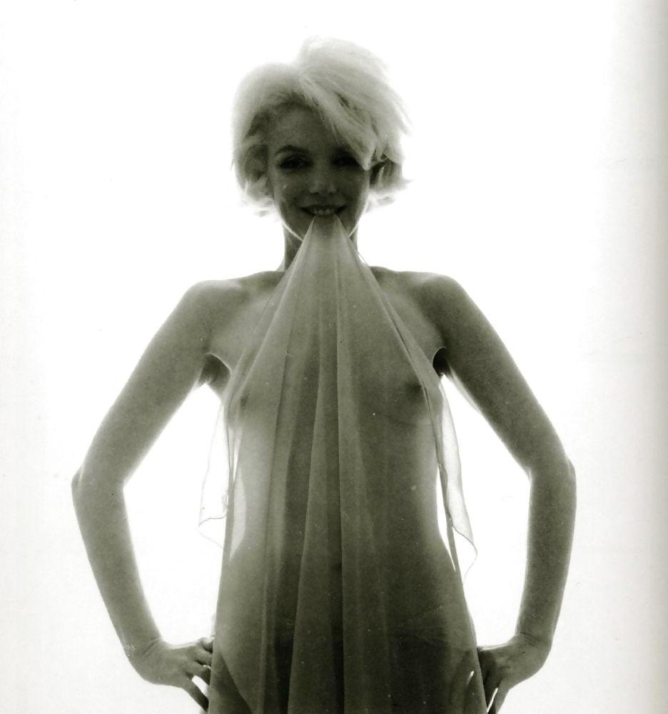 25P Marilyn Monroe Playboy Celebrations On 50th Anniversary 