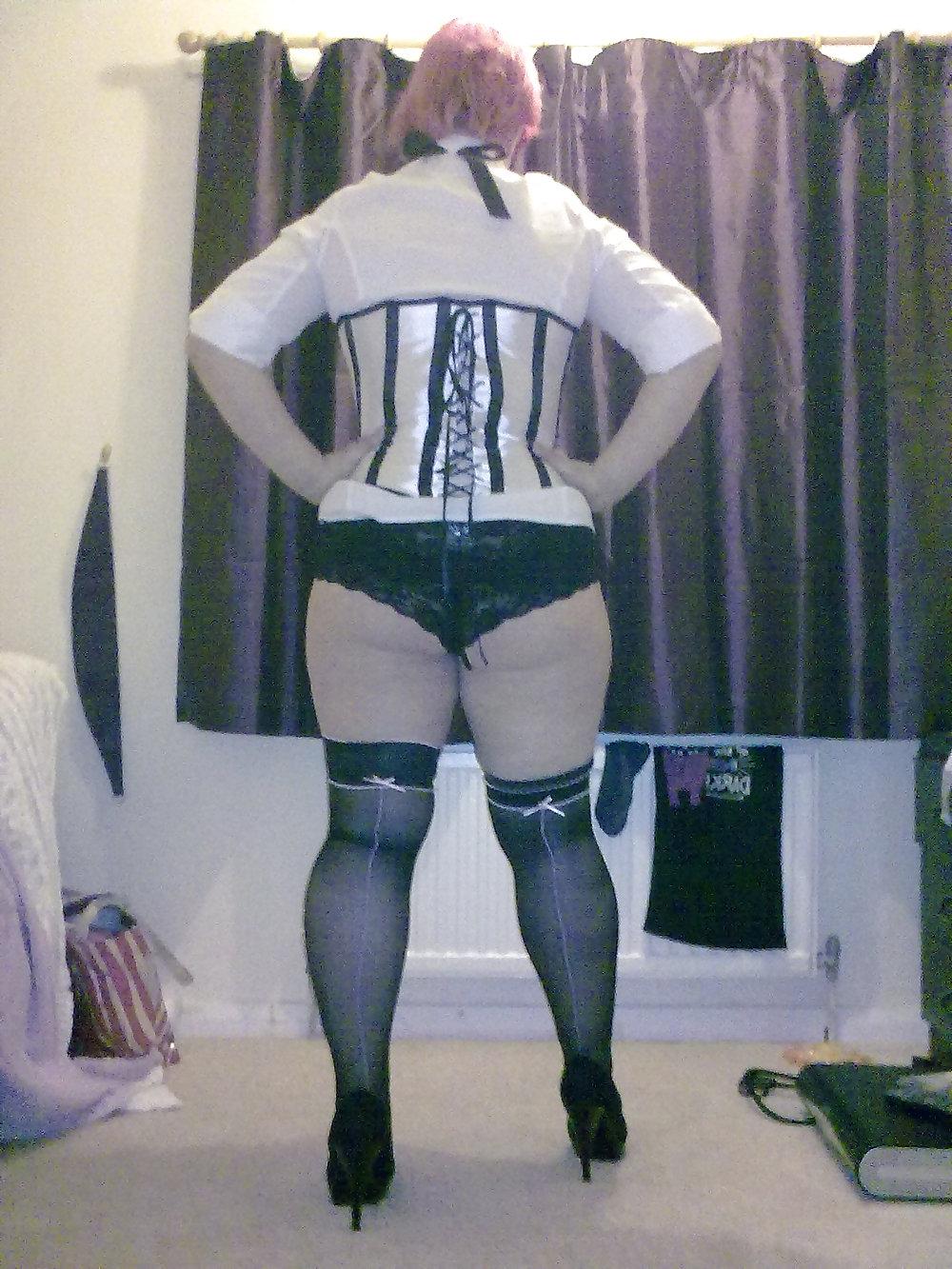 4P The Boss in Heels