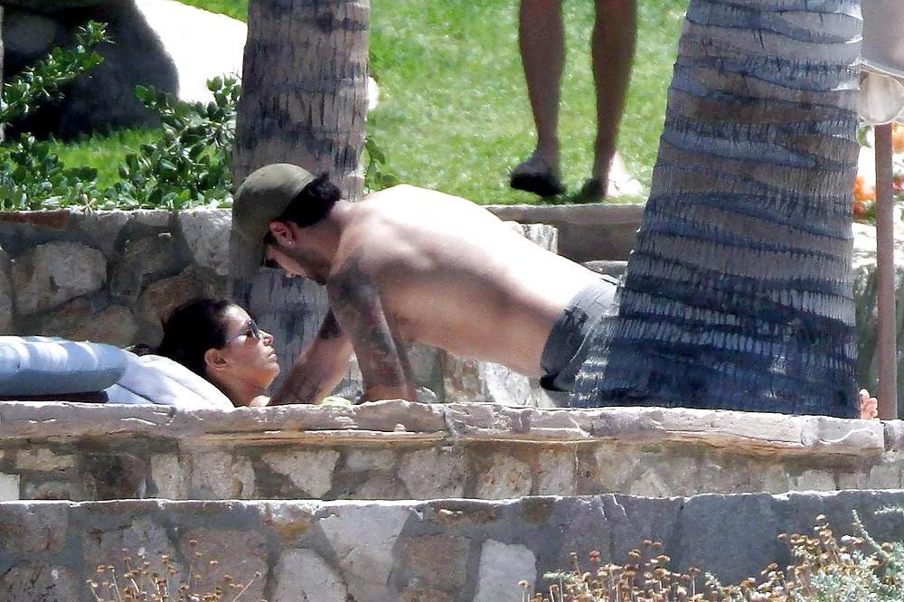 11P Eva Longoria in a Bikini Booty Shot