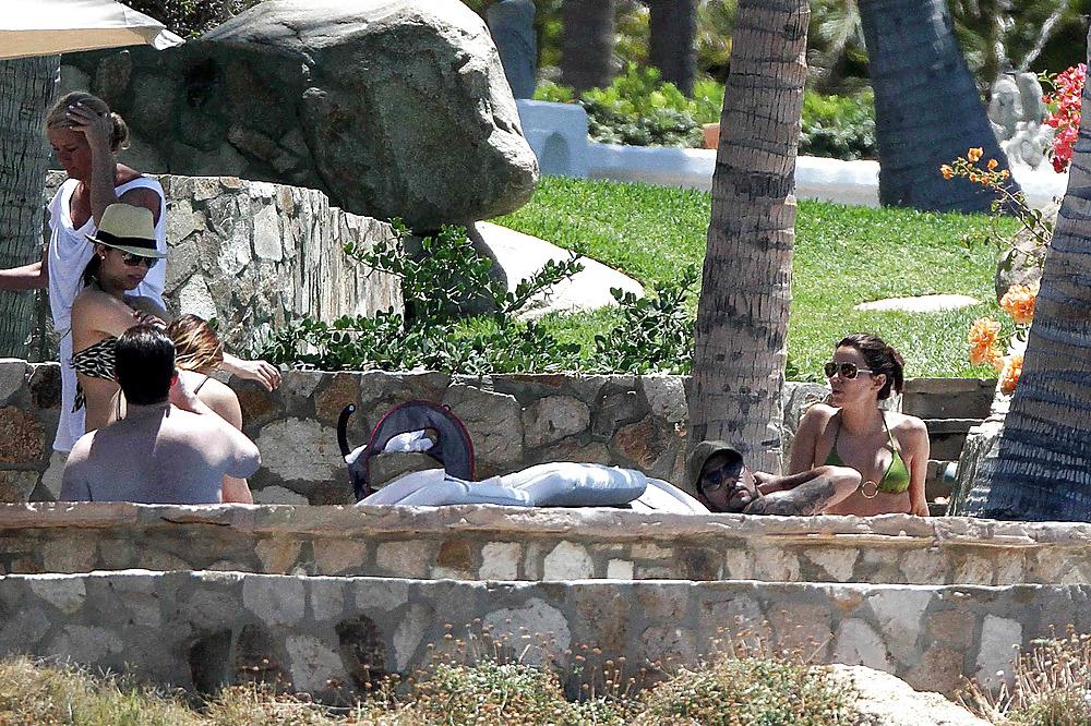 11P Eva Longoria in a Bikini Booty Shot