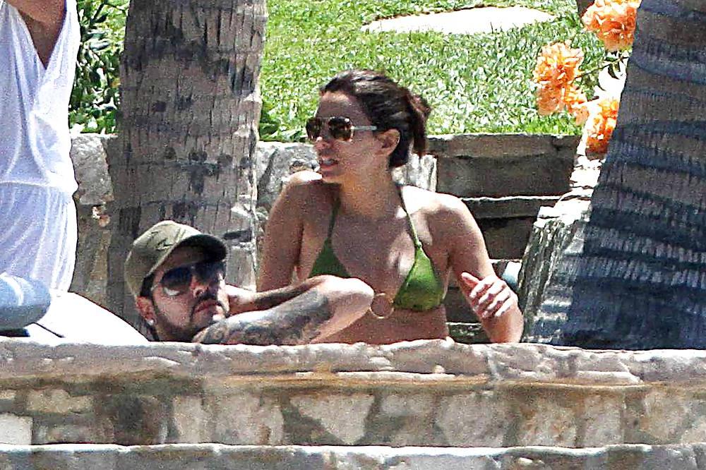 11P Eva Longoria in a Bikini Booty Shot