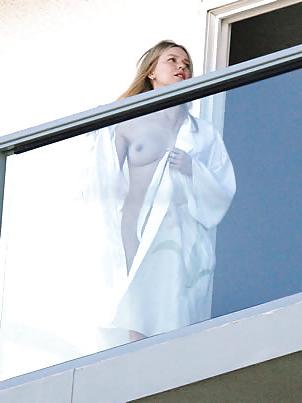 20P Voyeur balcony 2