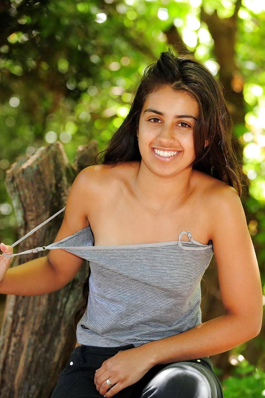 14P Sri lankan Hottie 3