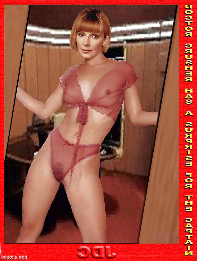 25P Scifi babes 2.