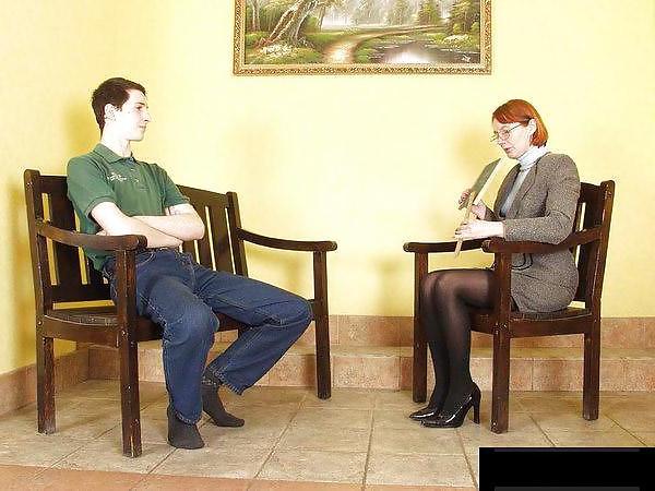 15P Mature babe in pantyhose-aggressive student.
