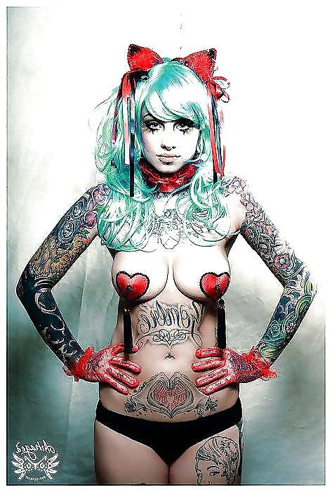 25P Erotic tatoo's 10 - kcxxx