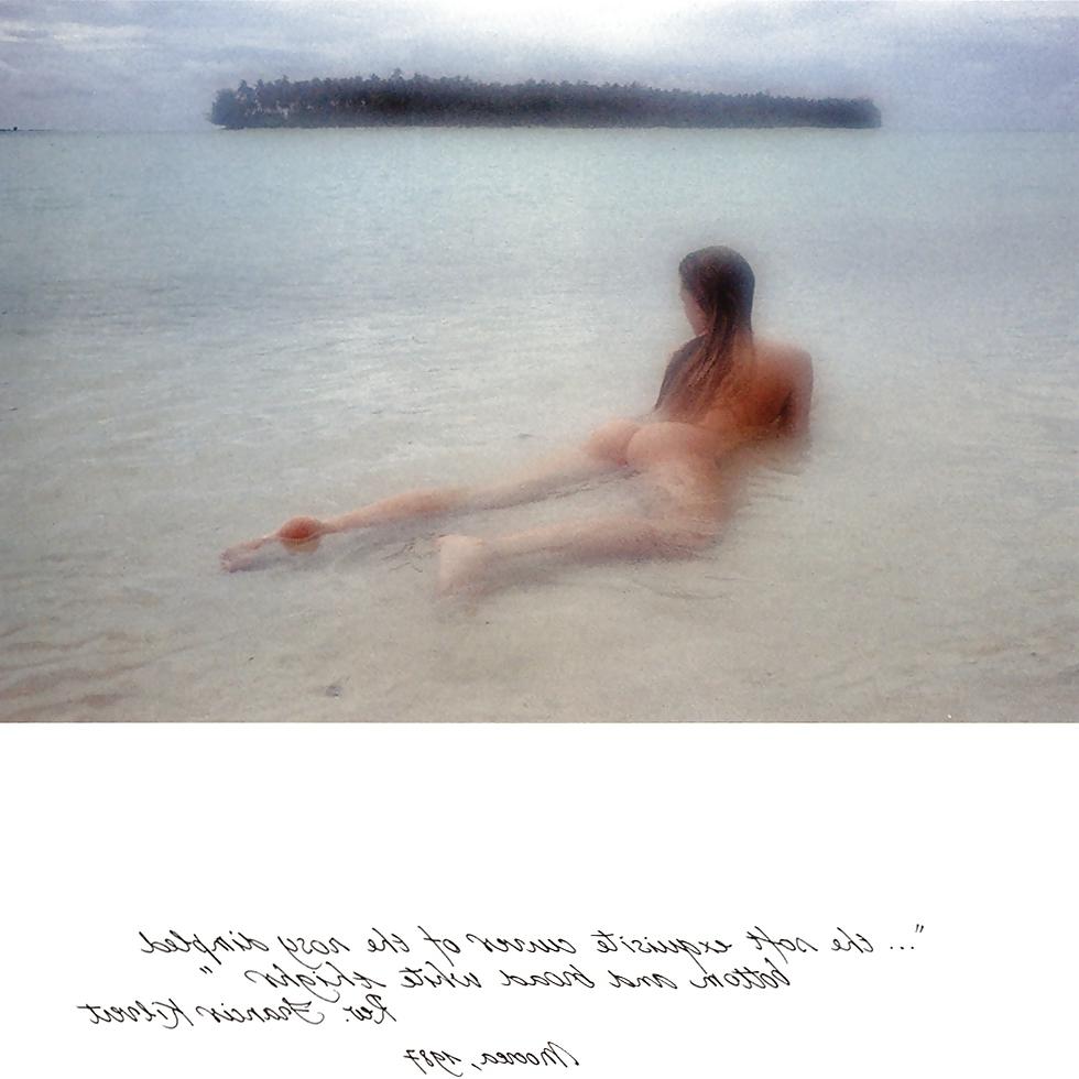 25P Erotic Photo Book 2 -  A Place in the Sun