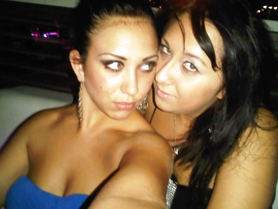 11P Croatian girl: Sanela